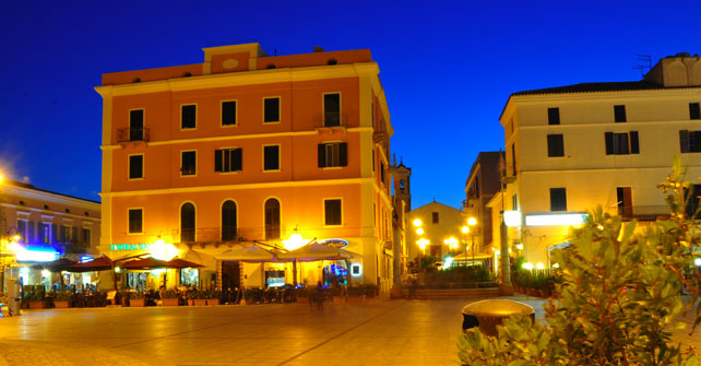 Piazza Vittorio Emanuele - Foto: Gian Piero Carboni